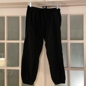 Black Subdued short fit sweatpants